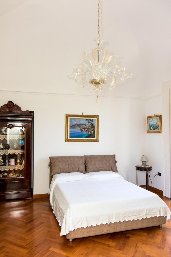 Capitano Nino Guest House Meta Exterior photo